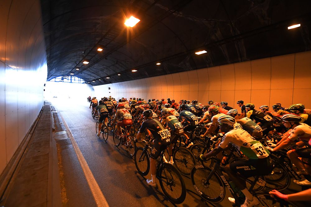 The peloton goes through a tunnel during stage 4 at the Tour Down Under