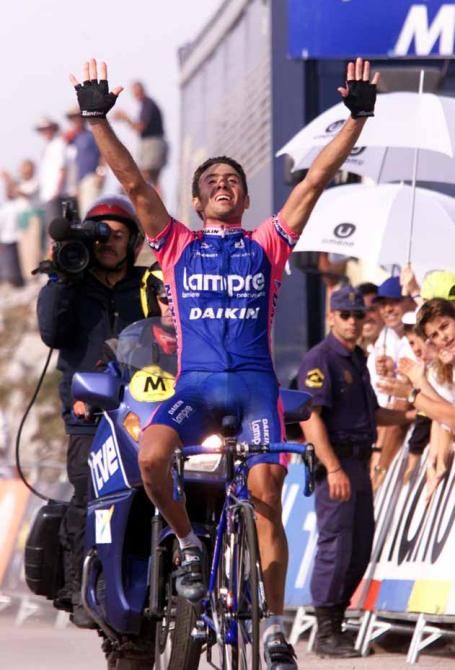 Gilberto Simoni showed his class with stage victory on the Angliru in 2000.