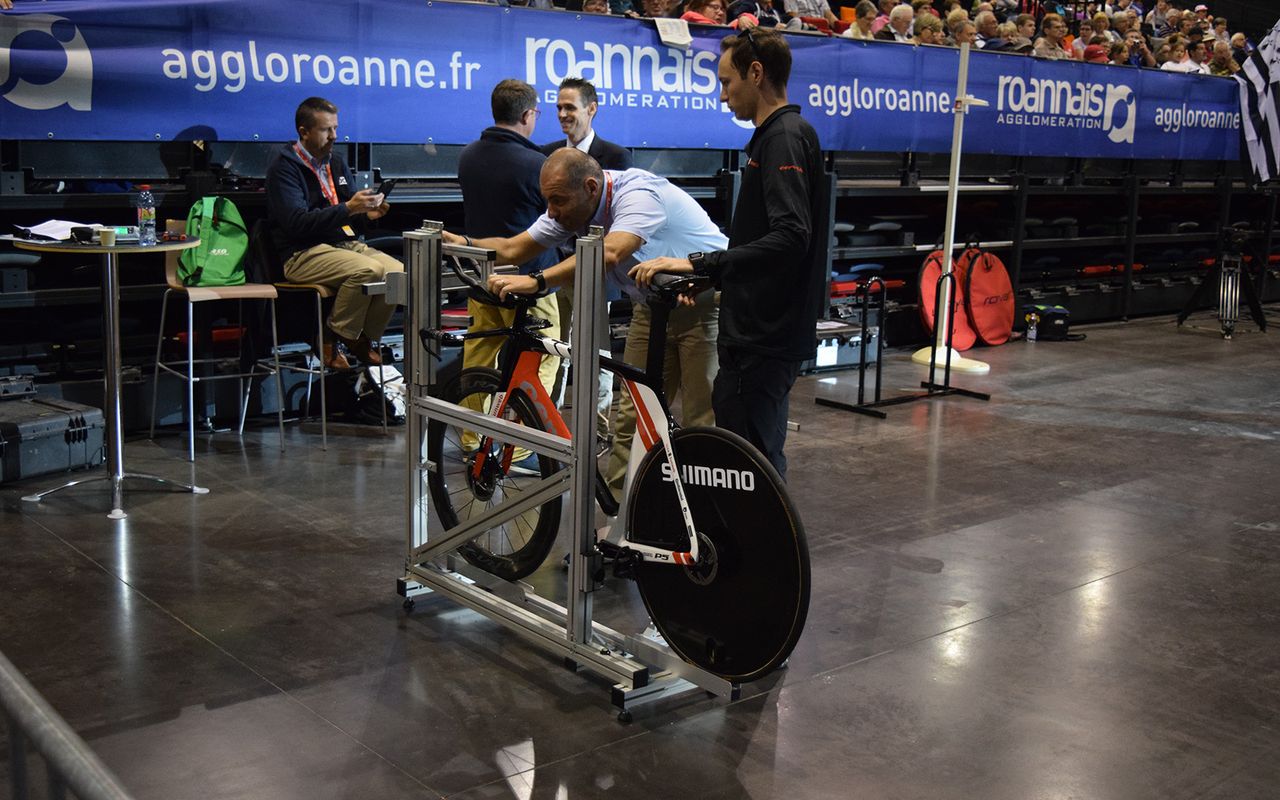 A look at the UCI measuring jig to ensure bikes are compliant