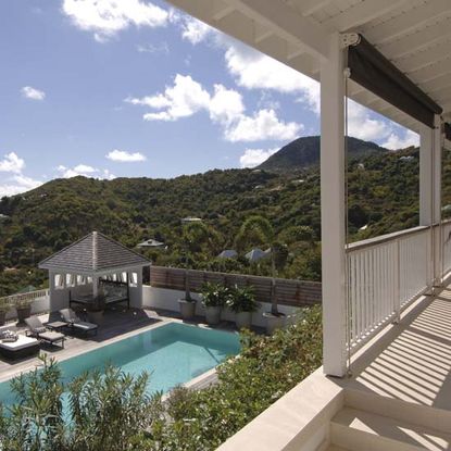  hideaway house villa