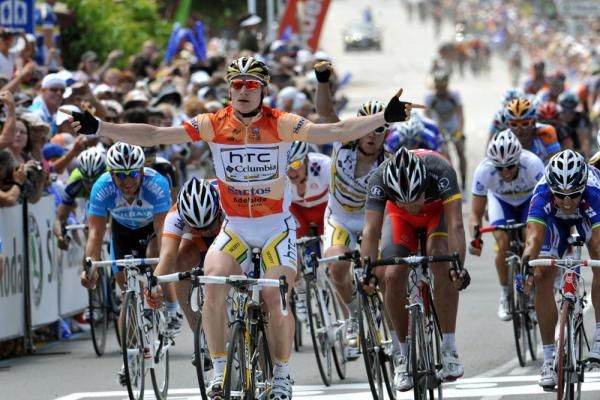 Andre Greipel (HTC-Columbia) secures win number three in Goolwa