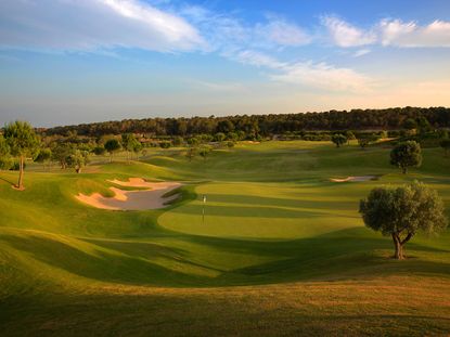 Las Colinas Golf and Country Club