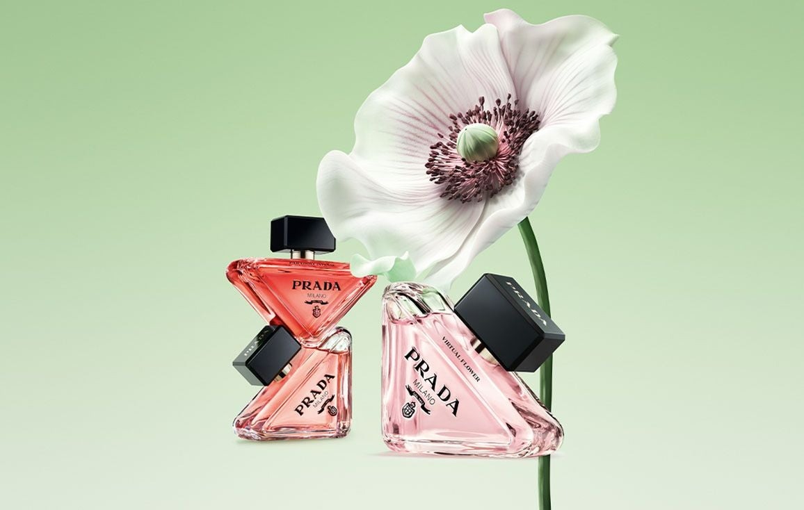 Prada Paradoxe perfume and virtual flower