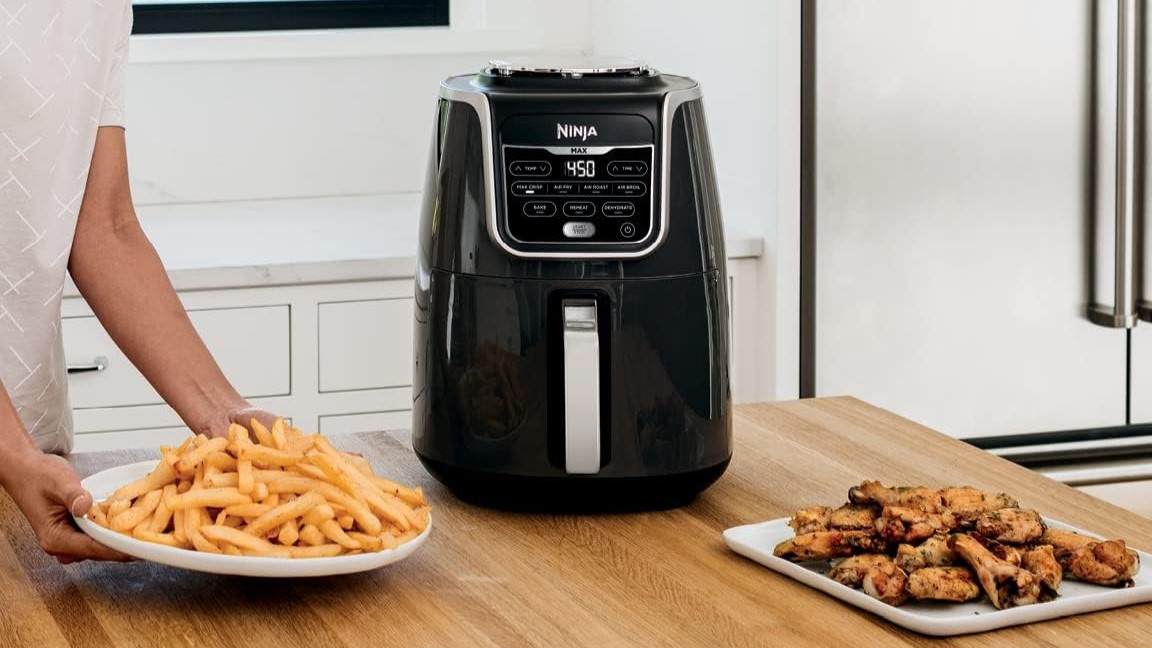 TurboBlaze 6.0-Quart Air Fryer with 9 Cooking Functions