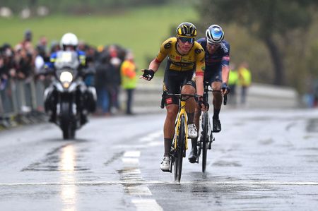Olav Kooij (Jumbo-Visma) wins the final stage of the Circuit de la Sarthe
