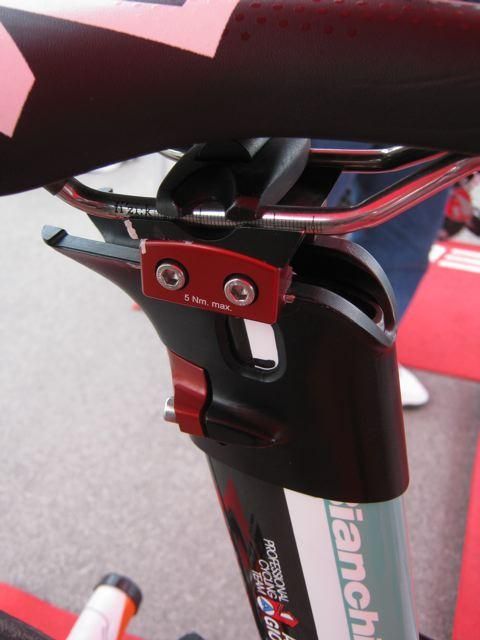 The hefty seat post of the Androni Giocattoli Bianchi bike