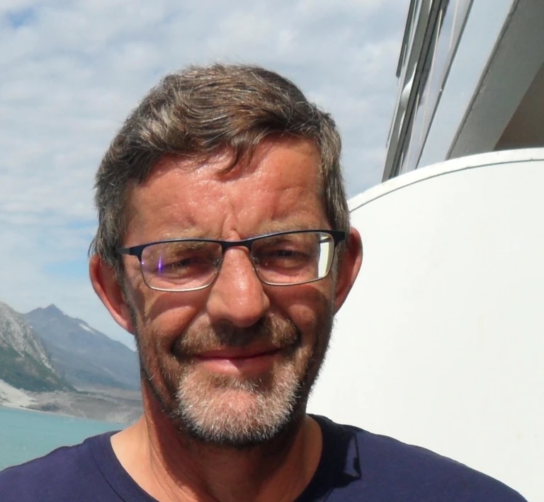 Martin Fone's avatar