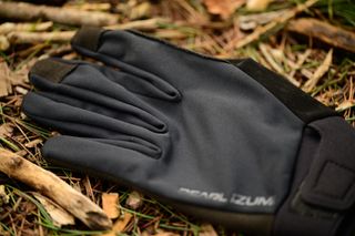 Pearl Izumi Summit WRX NeoShell Gloves back of hand detail