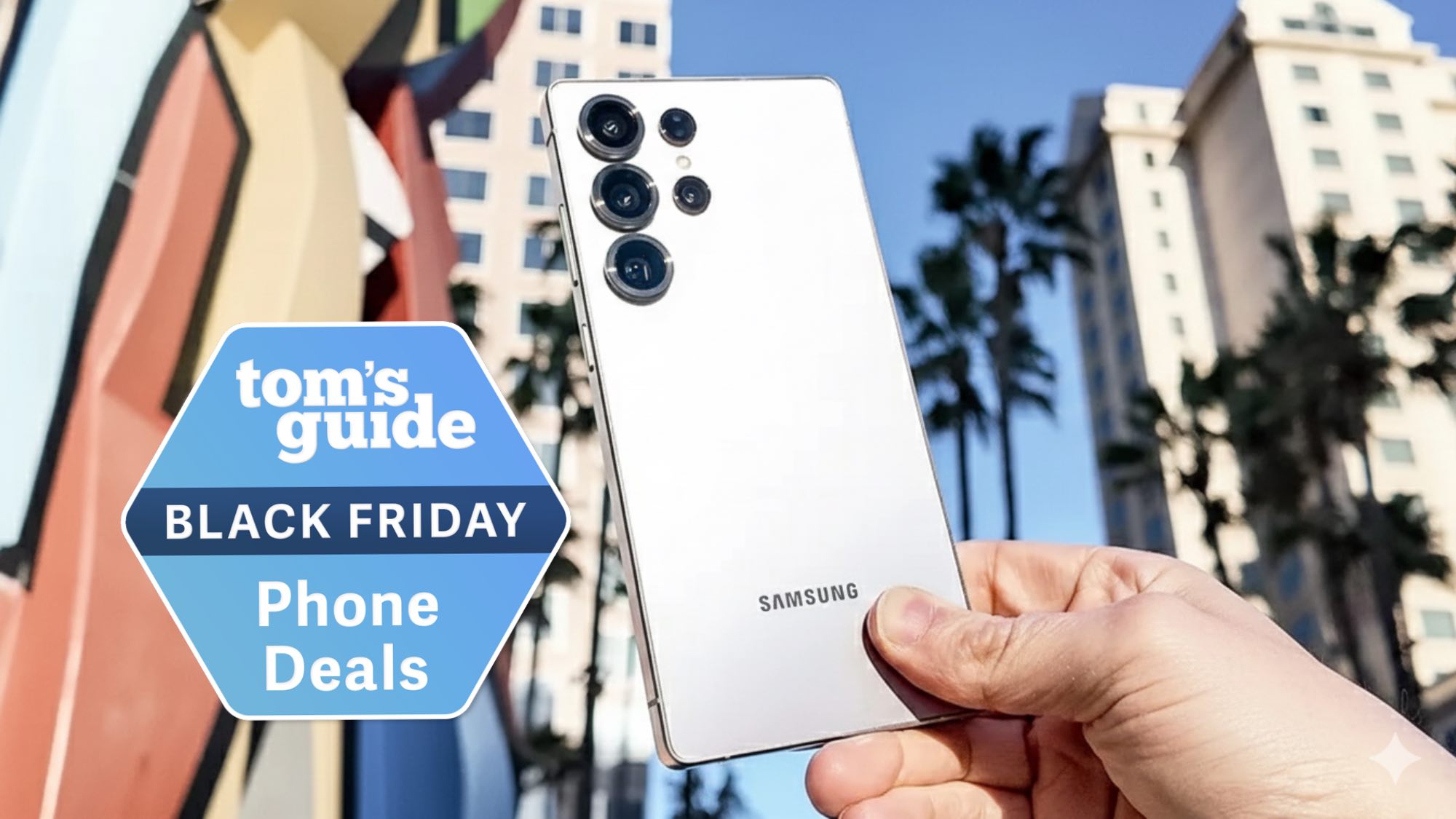 Samsung Galaxy S25 Ultra in hand