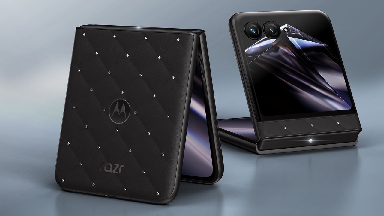 Treat yourself: Motorola's Brilliant Collection expands with a sparkling Razr 2026 Swarovski Edition