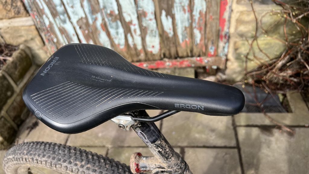 Best gravel bike saddles 2024 gravelspecific seats for dropbar off