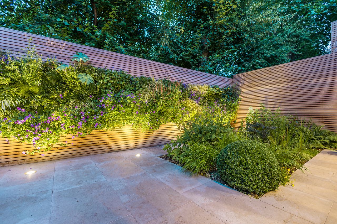 Outdoor lighting ideas: 30 best ways to use garden lighting | Homes and ...