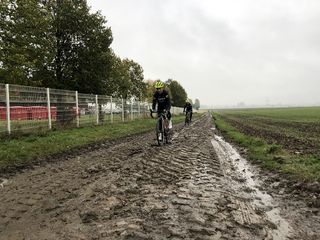 Trek-Segafredo Women preview a muddy and wet cobble sector at Paris-Roubaix route recon session
