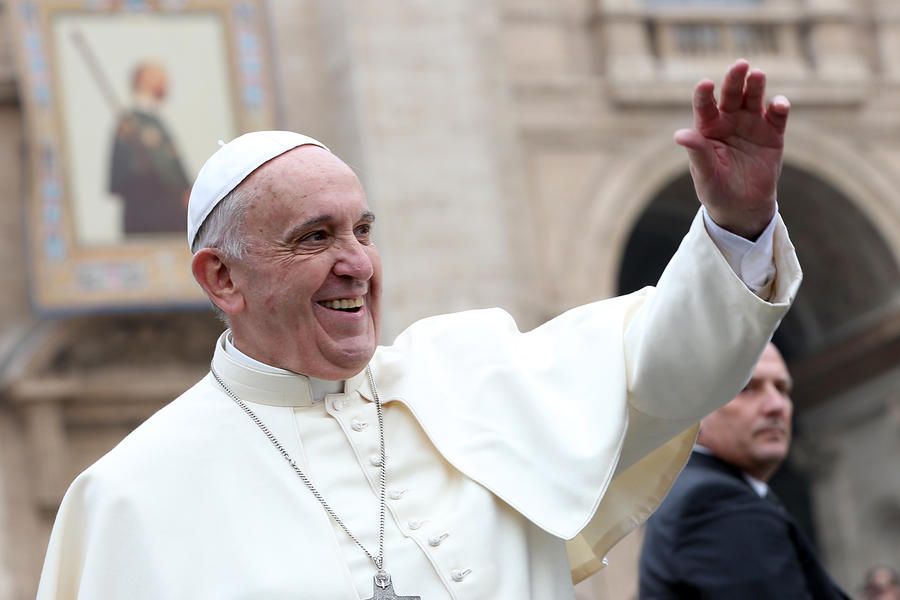 Pope Francis suggests that dogs and cats go to heaven