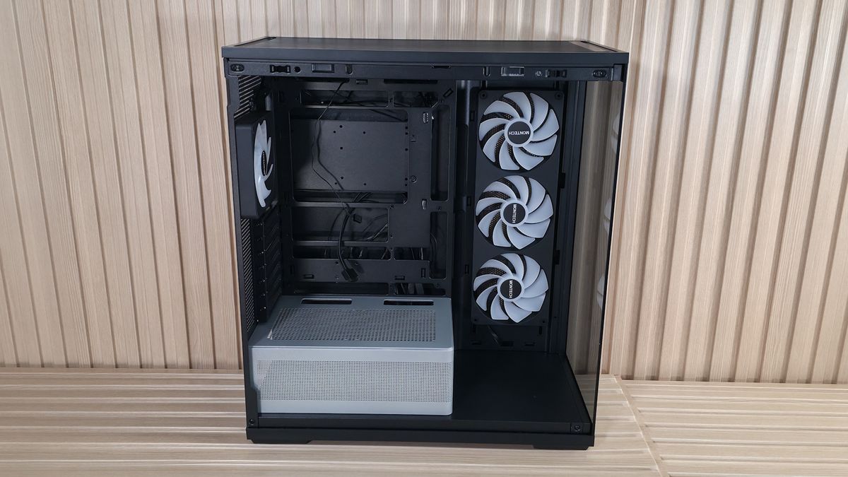 Montech TG3 - internal