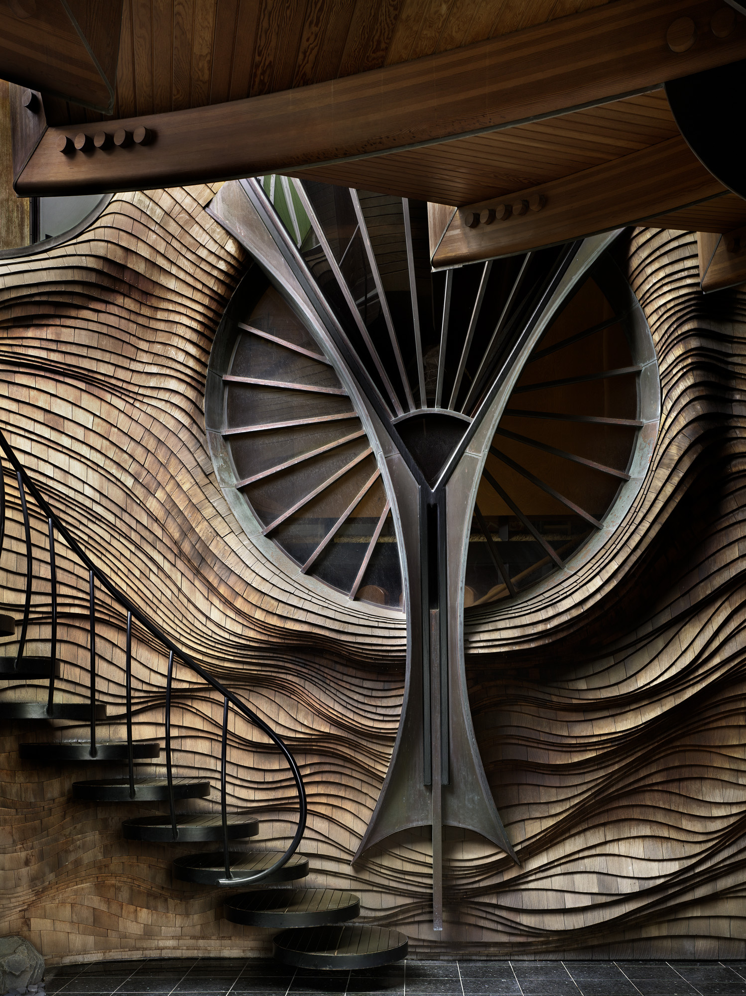 the flowing organic architecture work by Bart Prince