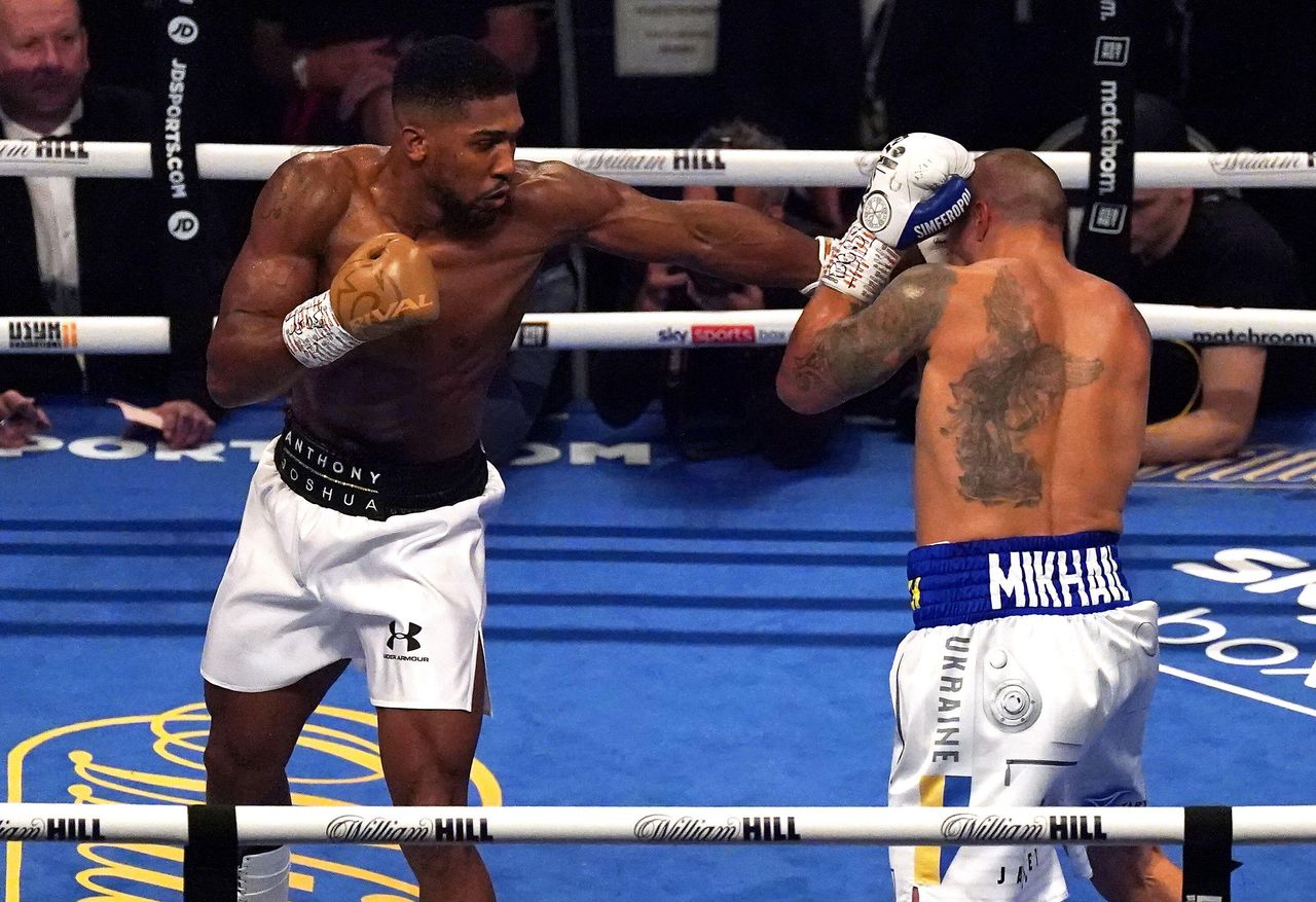 The boxing bout between Anthony Joshua and Oleksandr Usyk at the Tottenham Hotspur Stadium, September 2021