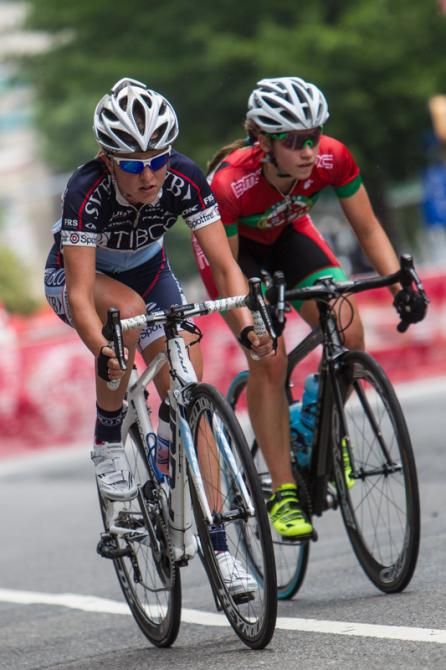 Amanda Miller (TIBCO) and Allison Arensman (Pepper Palace) about to lap the field.