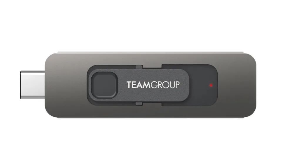 Who Makes The Largest Flash Drive In The World? We Have The Answer