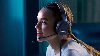 Steelseries Arctis 1 Wired Gaming Headset Woman Wearing