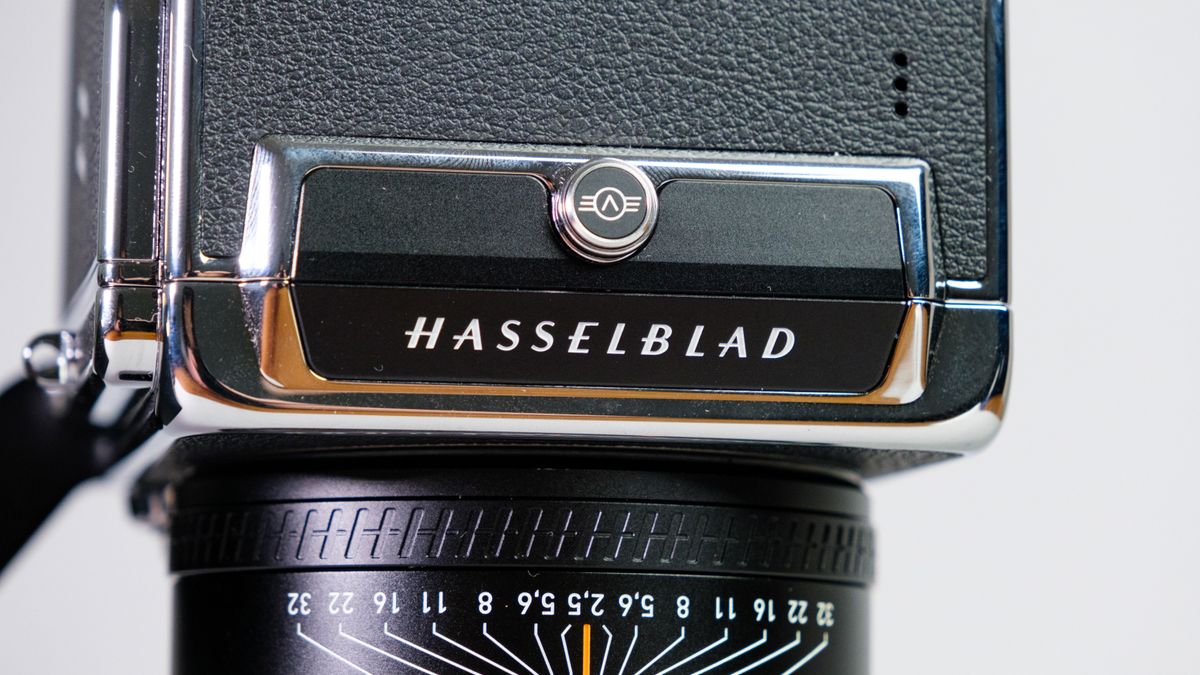 The Hasselblad 907X + CFV 100C against a gray background