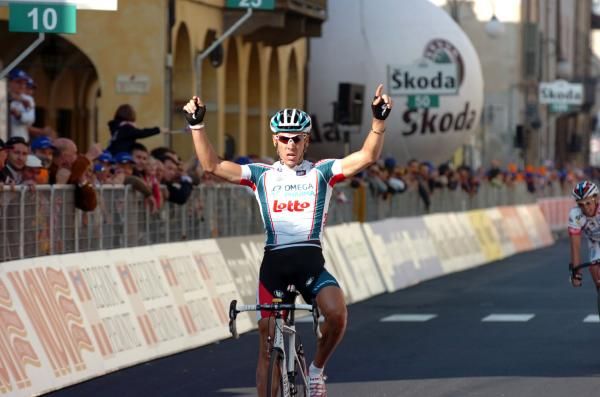 Philippe Gilbert (Omega Pharma-Lotto) won alone