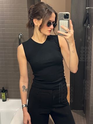 fqGt5j7wFaNcTJJTvn5ZH5-320-80 قمة Zara Tank المثالية بقيمة 16 دولارًا و 23 الوافدين الجدد للتسوق