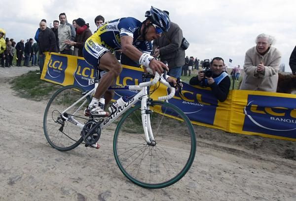Bj&ouml;rn Leukemans (Vacansoleil Pro Cycling Team) en route to a 6th place finish.