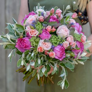floral bouquets with flowers and leaf