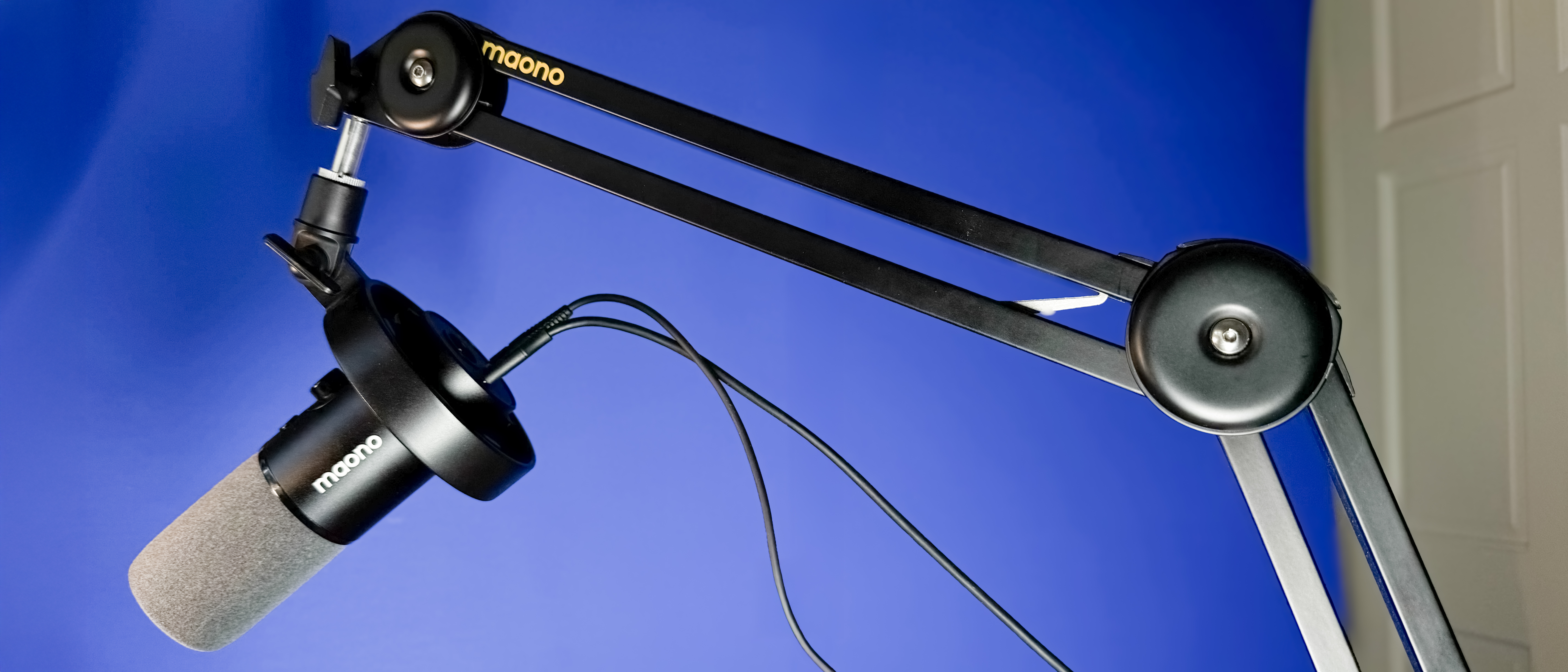 Close-up of the mic’s rubber shock mount, that isolates the mic from the metal body of the boom arm to reduce the sounds caused by handling noise