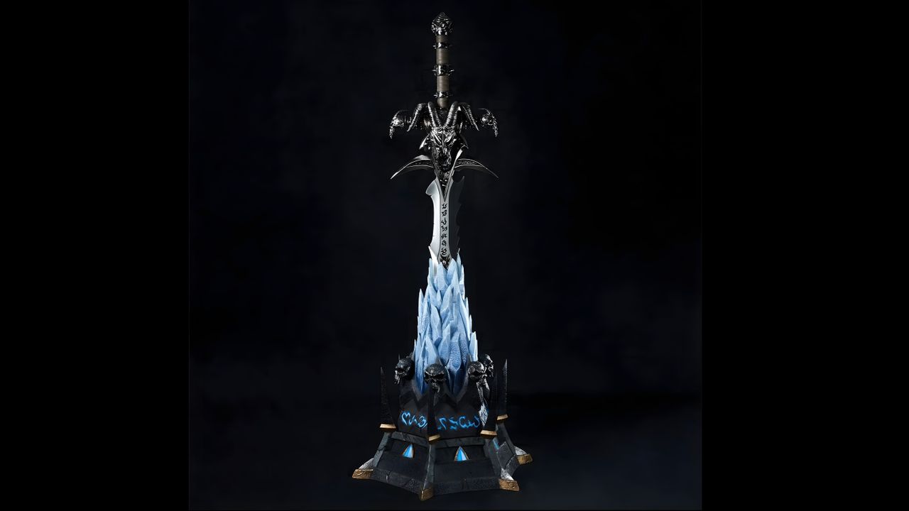 World Of Warcraft Frostmourne Sword Ice Pedestal
