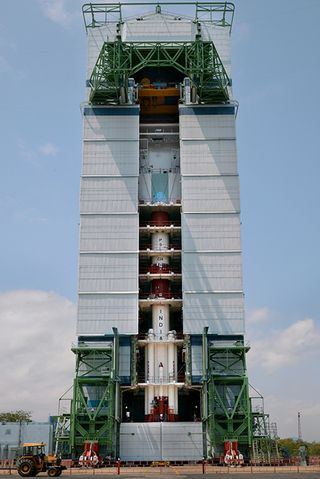 Mobile Service Tower Prior to Satellite Integration