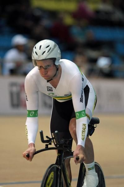 Glenn O'Shea (Australia) powers off of the start line.