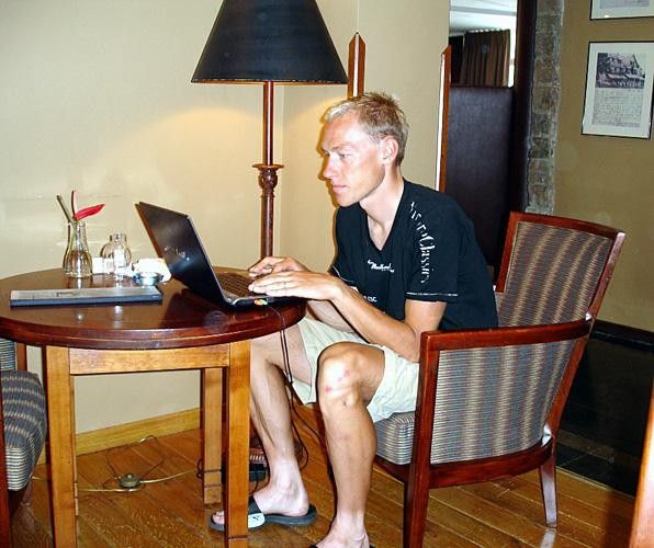 Marcus Ljungqvist catching up on the news