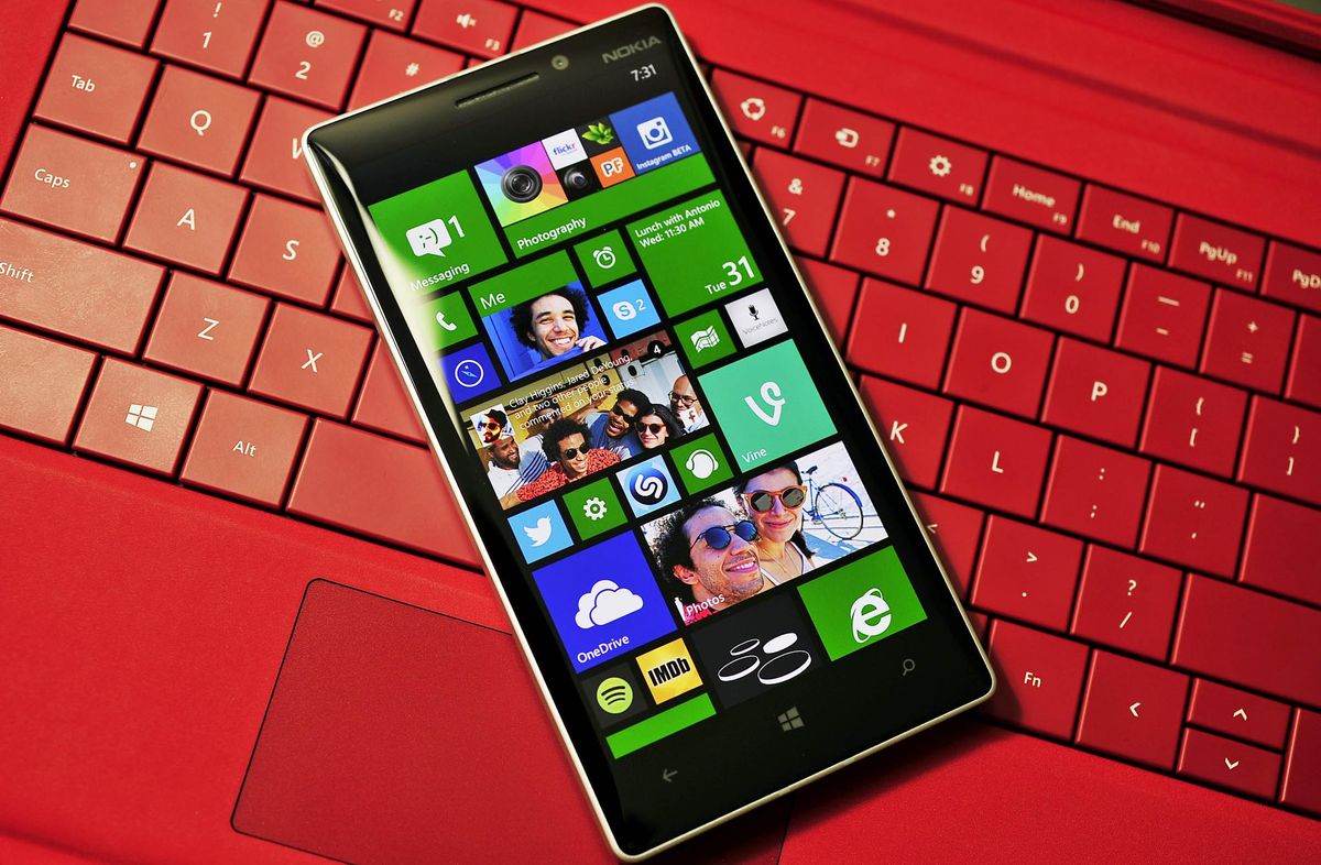 Microsoft Windows Phone 8. Nokia Windows Phone 8.1. Microsoft Windows 10 Phone. Люмия 725.