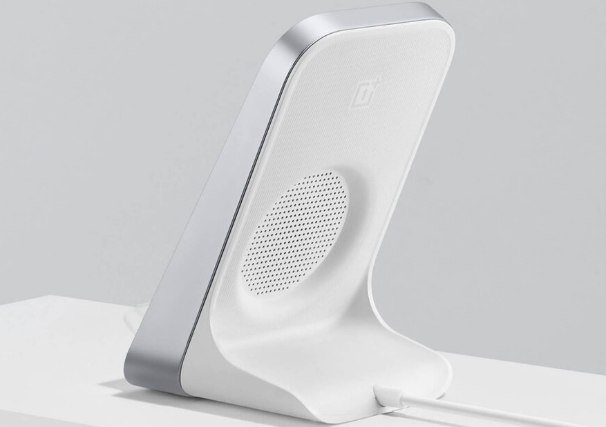 OnePlus 8 Pro wireless charger