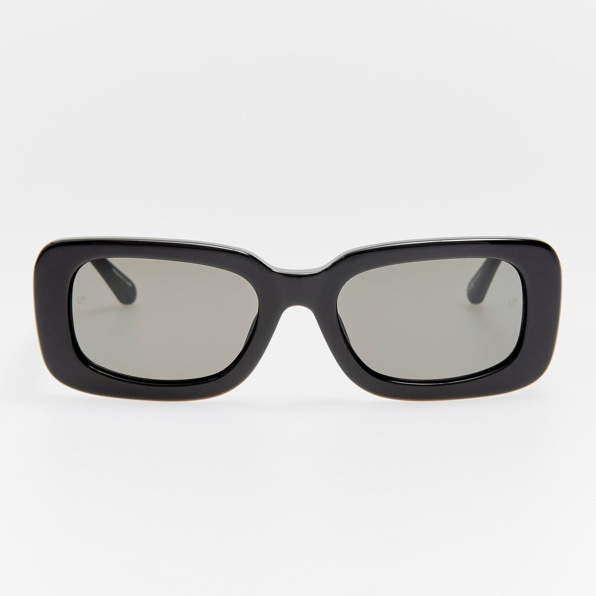 Belle Sunglasses in Black