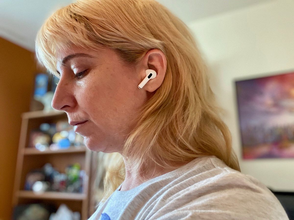 Apple AirPods Pro 2 Will Have Jaw-Dropping New Features, Report Claims