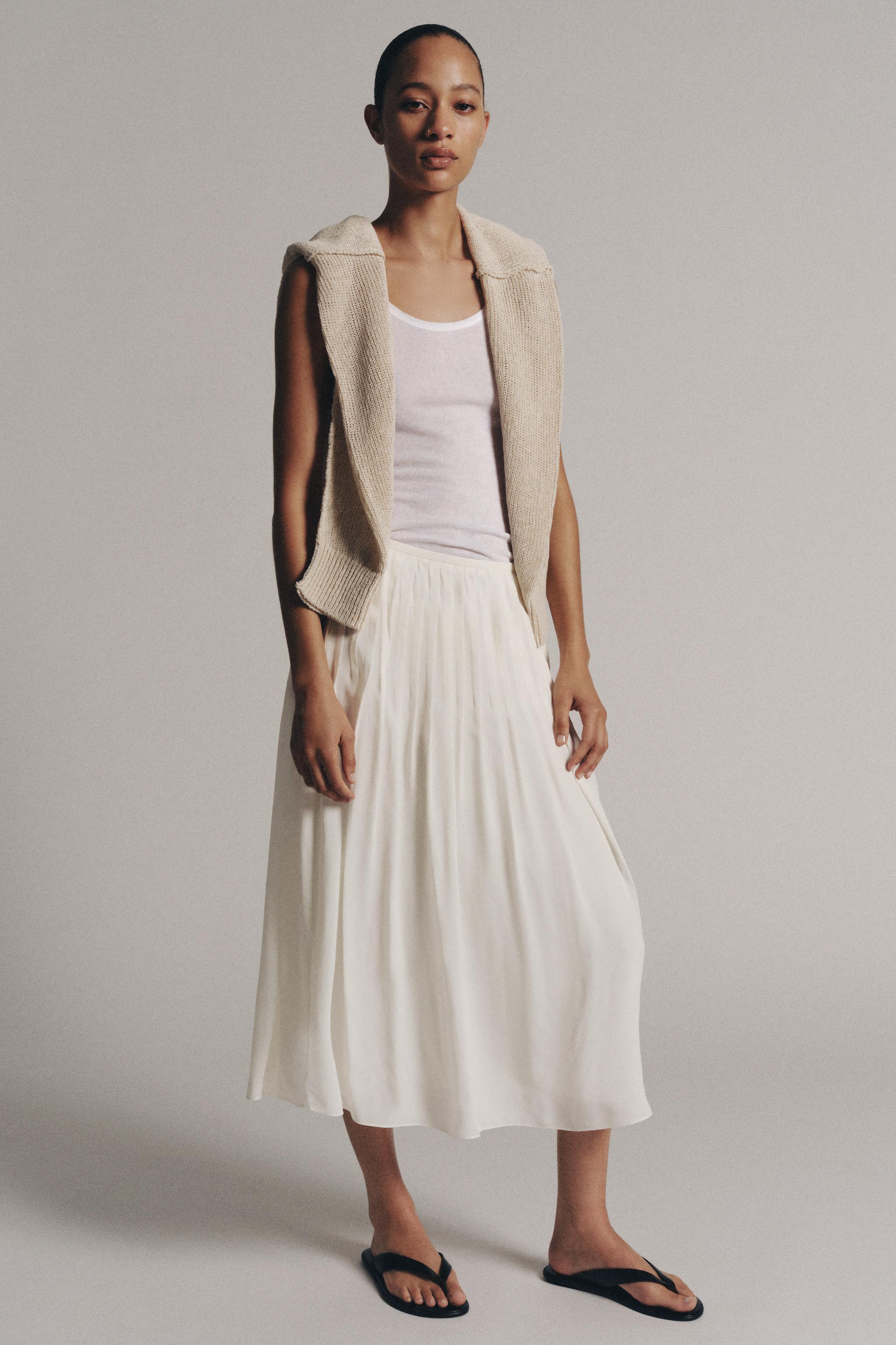ZARA Zw Collection Pleated Skirt - Ecru - Xs
