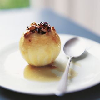 Baked Spice-Stuffed Apples