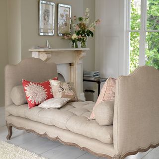 natural linen daybed with cushions