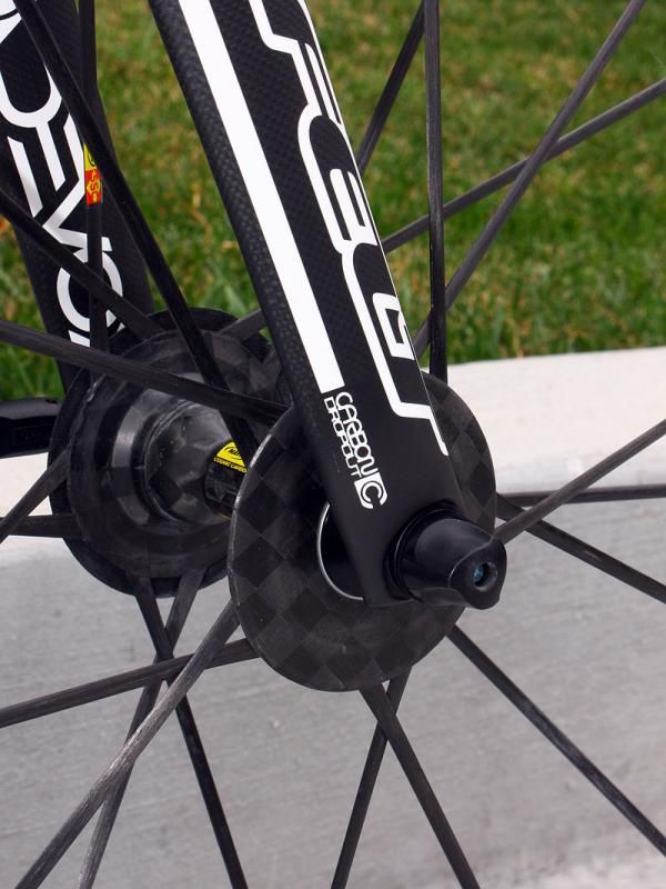 Carbon fork tips are featured on consumer F1s.