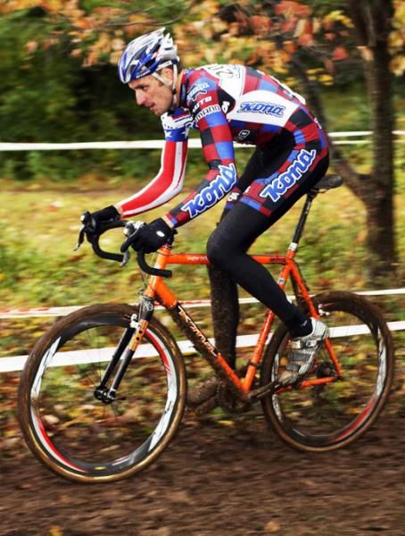 Ryan Trebon en route to victory in 2009's Granogue Cross.