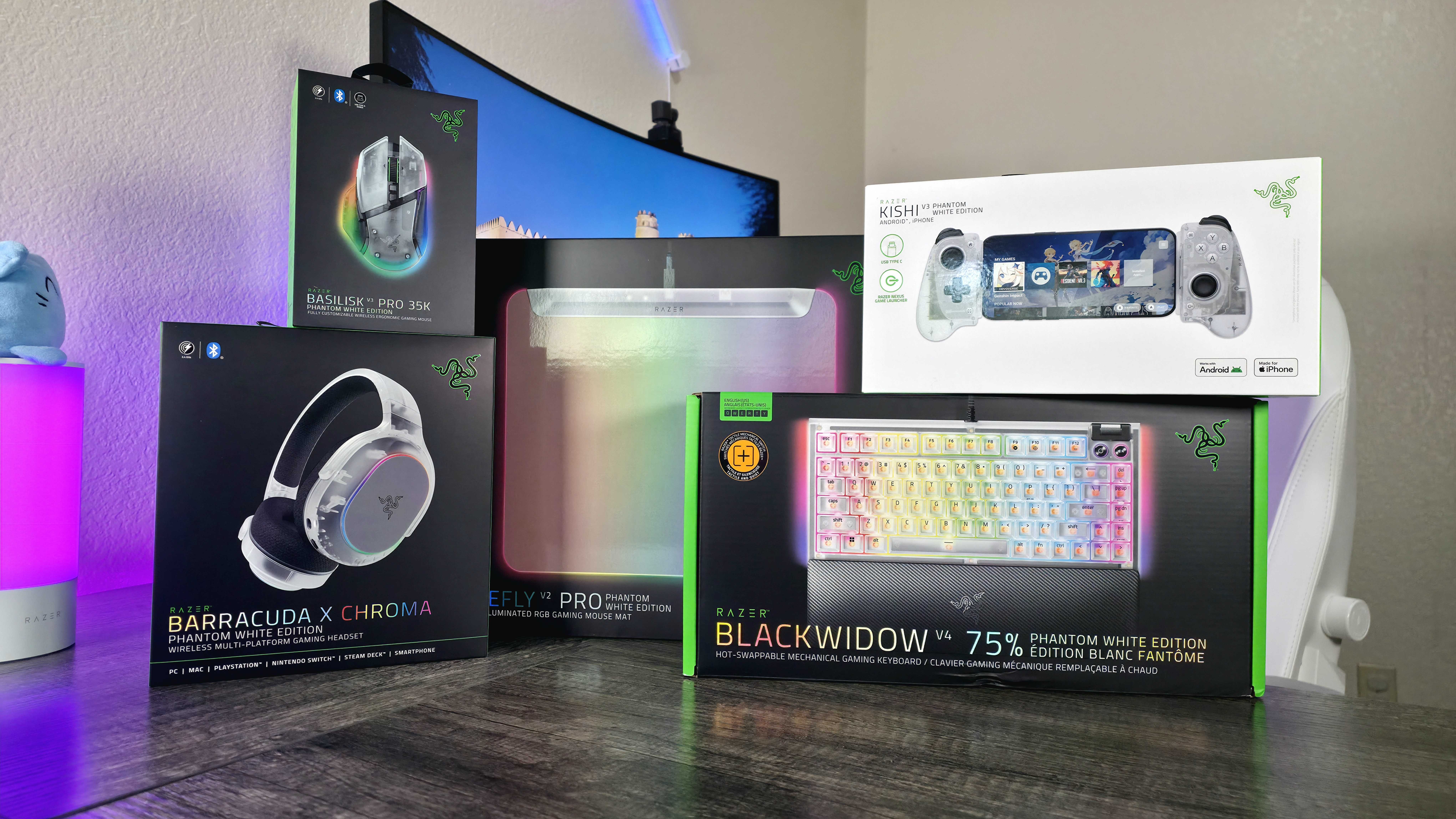 Image of the Razer Phantom White Collection.