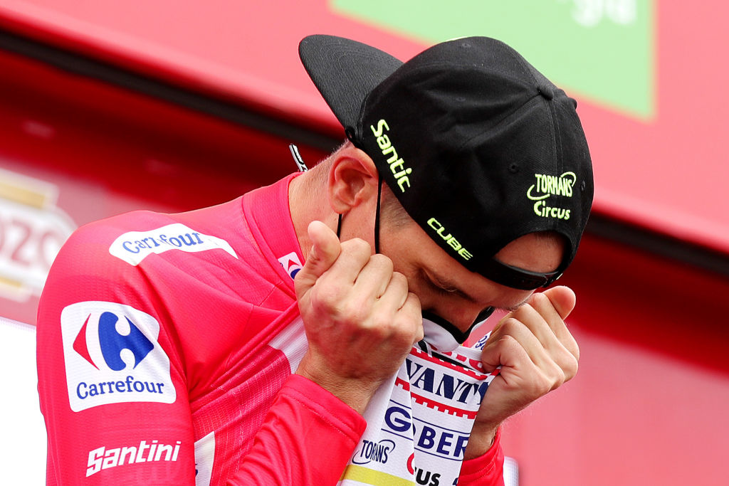 Rein Taaramae in the leader's jersey of the 2021 Vuelta a España