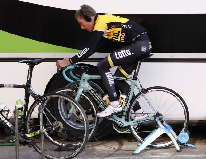 A LottoNL-Jumbo rider puts his old bike to one side as he trains on his new Oltre XR.2 from Bianchi
