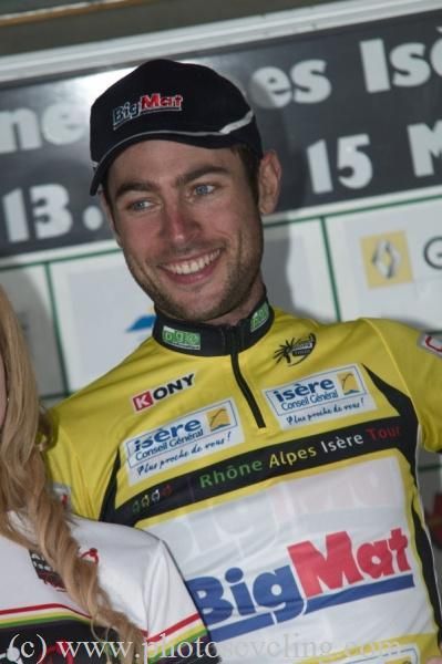 Sylvain Georges (Big Mat - Auber 93) leads the race