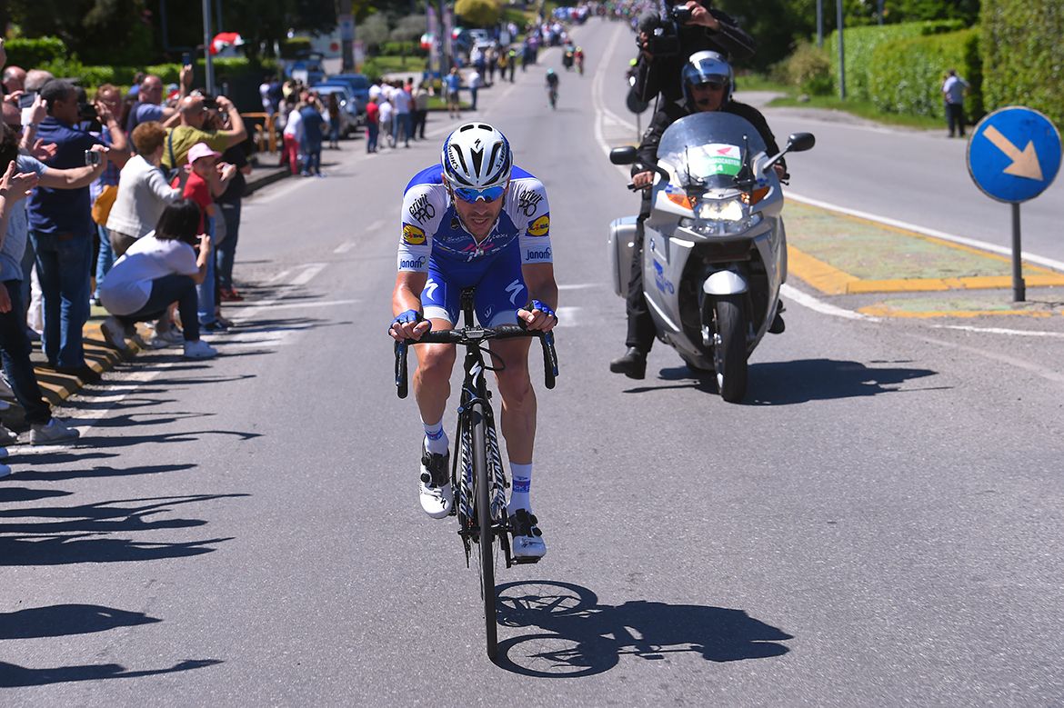 Dries Devenyns (Quick-Step Floors) on a solo attack