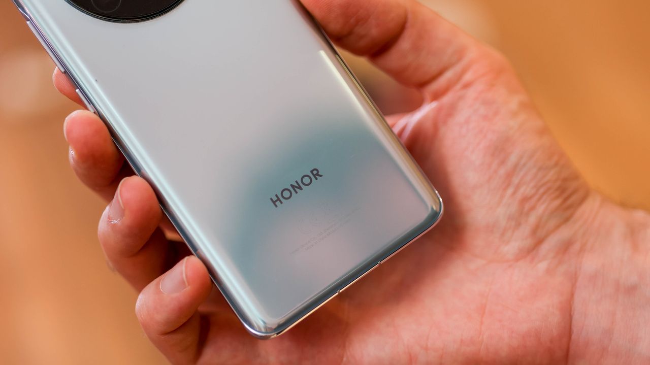 Honor Magic 4 Pro product photo