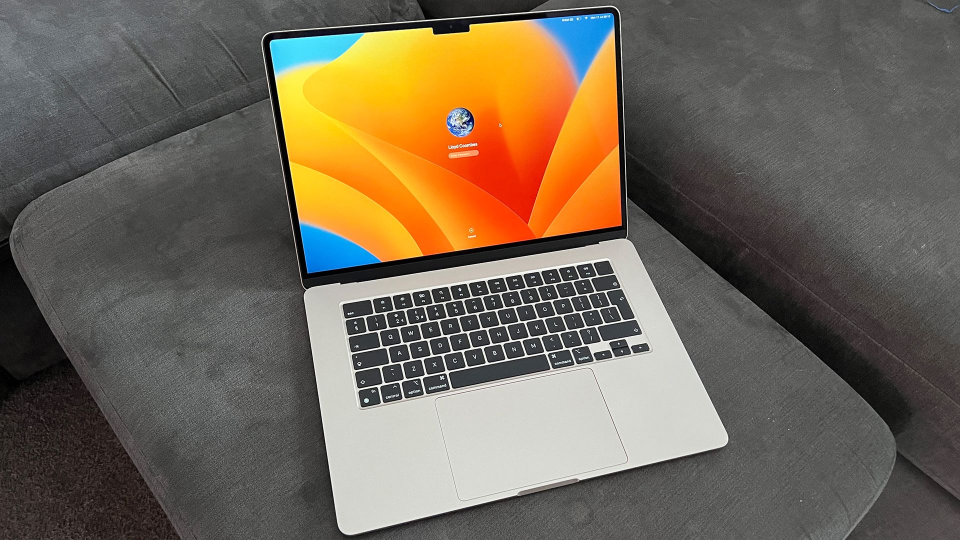 Apple MacBook Air M2 15inch laptop review Space